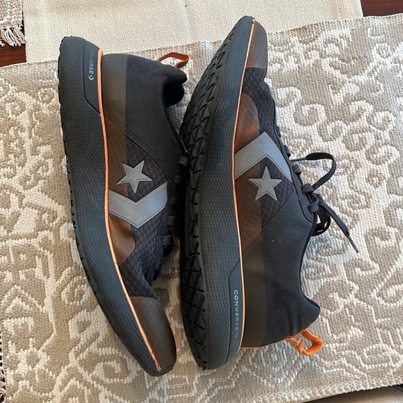 Converse Other - Converse Star Series RN
Tinker Hatfield Black Size 12 for Men in EUC